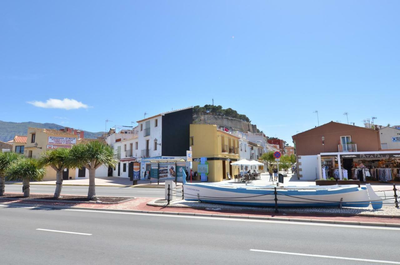 The Green Townhouse In Denia Centre By Nras Екстериор снимка