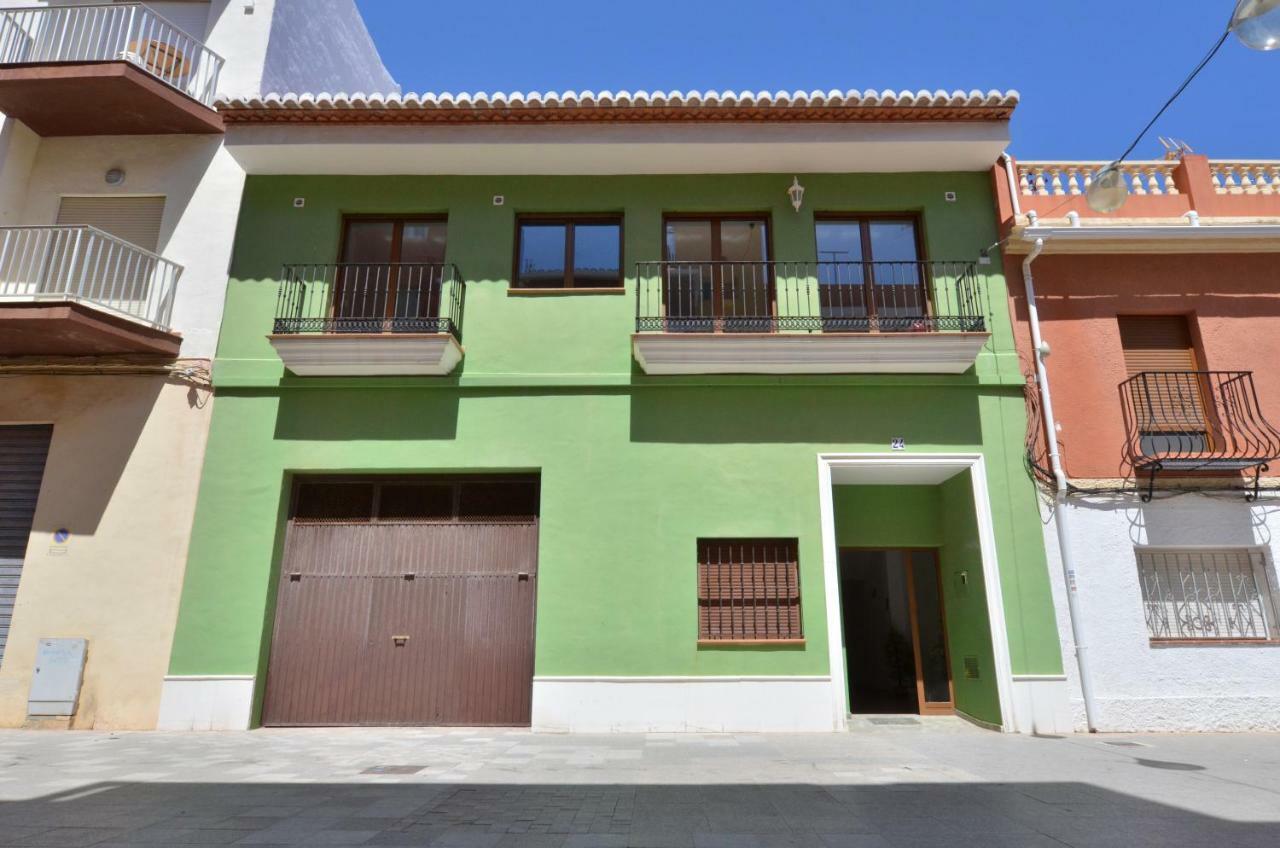 The Green Townhouse In Denia Centre By Nras Екстериор снимка