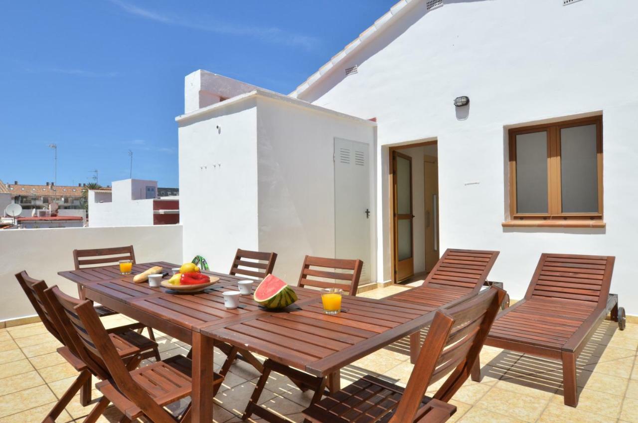 The Green Townhouse In Denia Centre By Nras Екстериор снимка